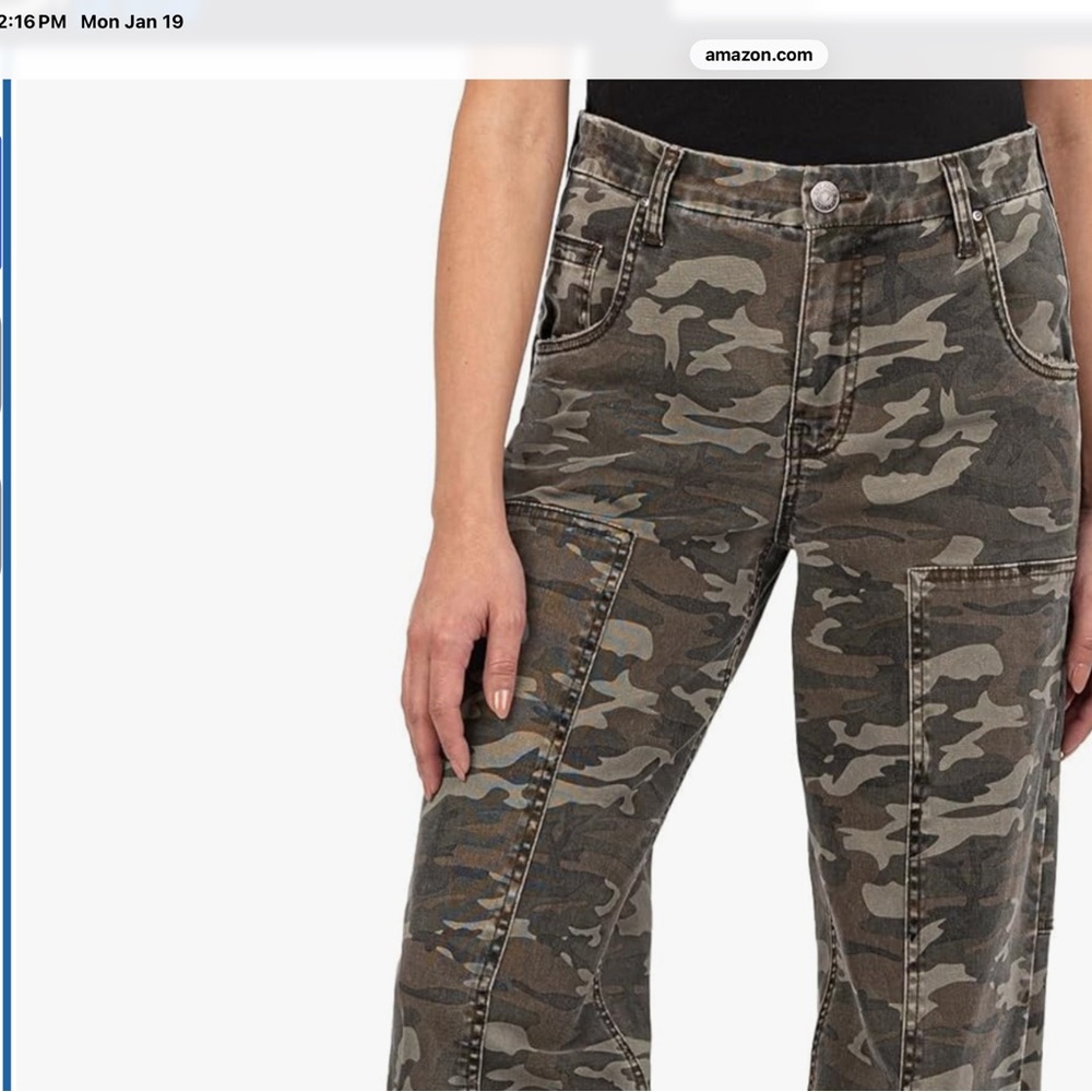 Kut from the Kloth womens Jodi high rise wide leg Camoflage Pants. Size 14